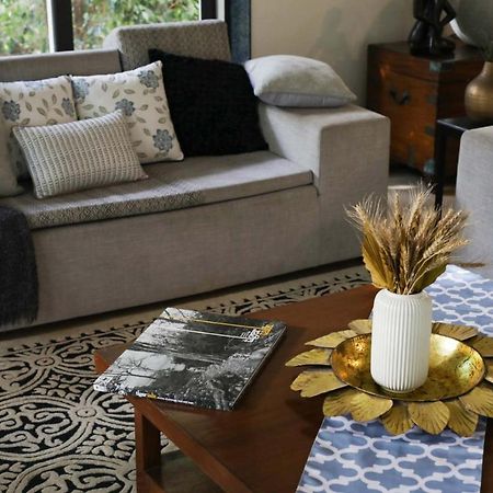 The Leaf By Stayvista - An Enchanting Escape Offering A Pool, Terrace, Lush Lawn, Contemporary Interiors, And Indoor Games آليباغ المظهر الخارجي الصورة