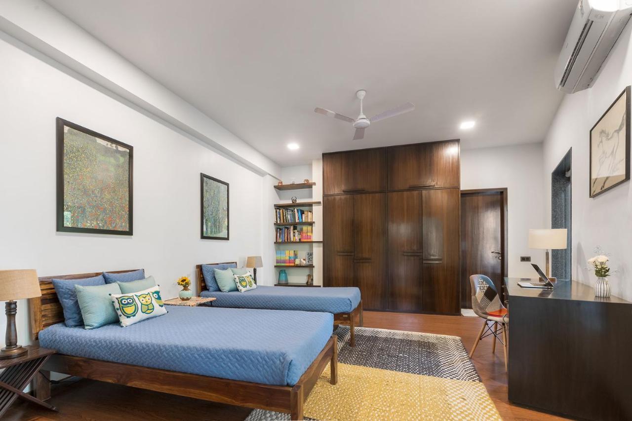 The Leaf By Stayvista - An Enchanting Escape Offering A Pool, Terrace, Lush Lawn, Contemporary Interiors, And Indoor Games آليباغ المظهر الخارجي الصورة