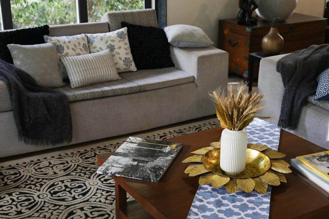 The Leaf By Stayvista - An Enchanting Escape Offering A Pool, Terrace, Lush Lawn, Contemporary Interiors, And Indoor Games آليباغ المظهر الخارجي الصورة